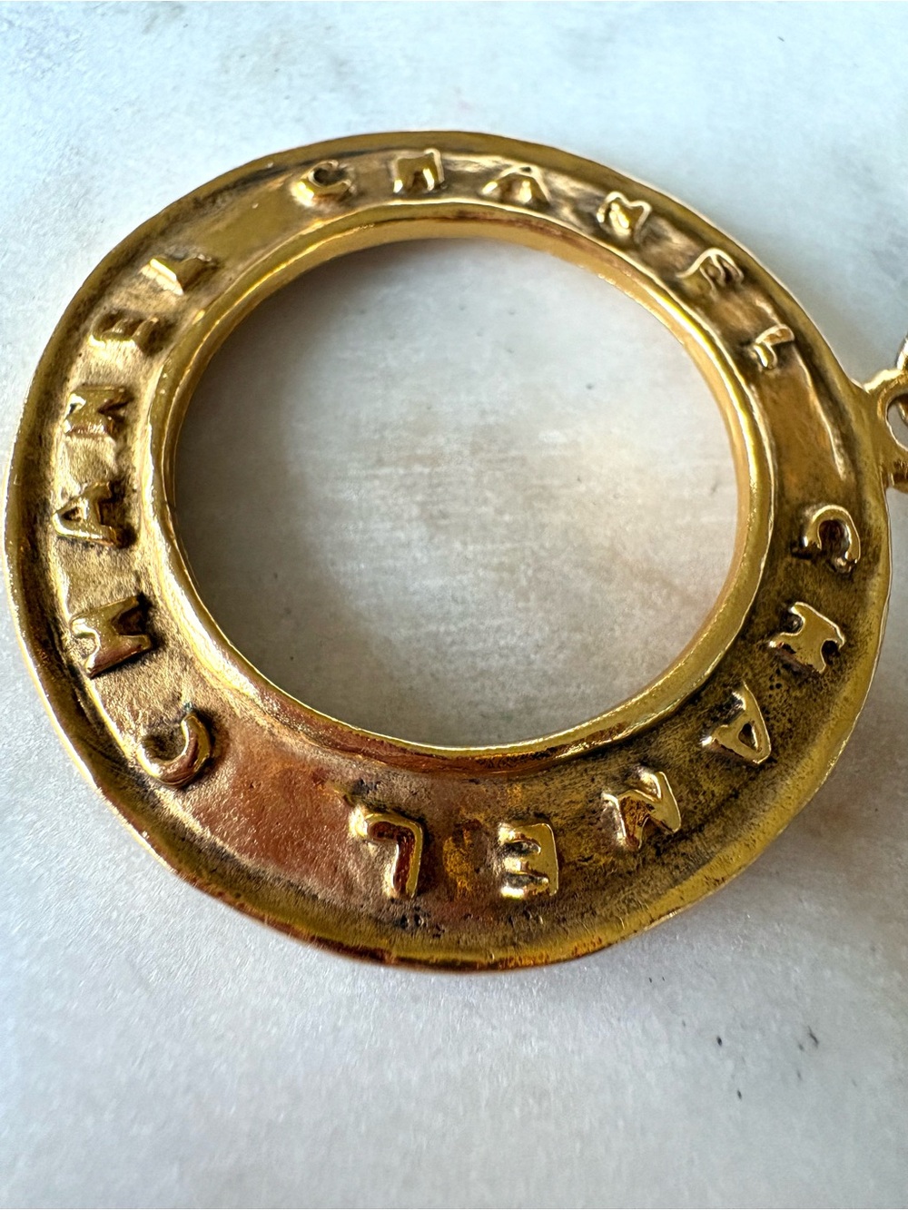 Authentic Vintage Chanel 1980s Gold Tone Pendant Authenticated - Picture 3 of 16